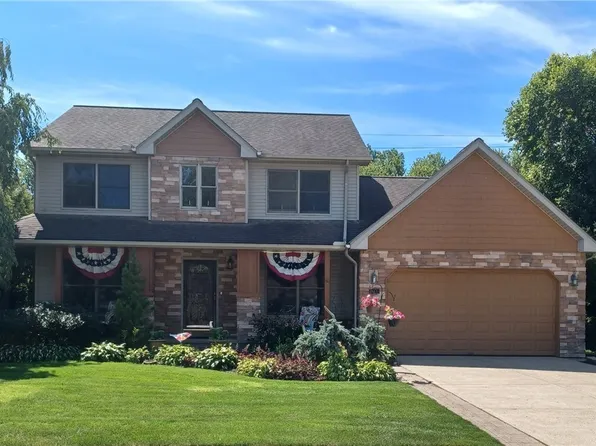 919 Glenview Dr, Huron, OH 44839