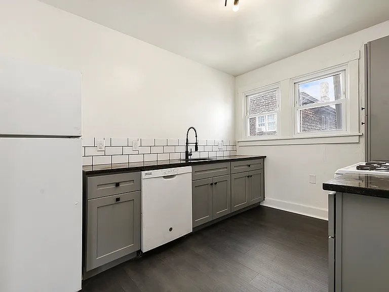 708 E 13th Ave #3 — Photo 8