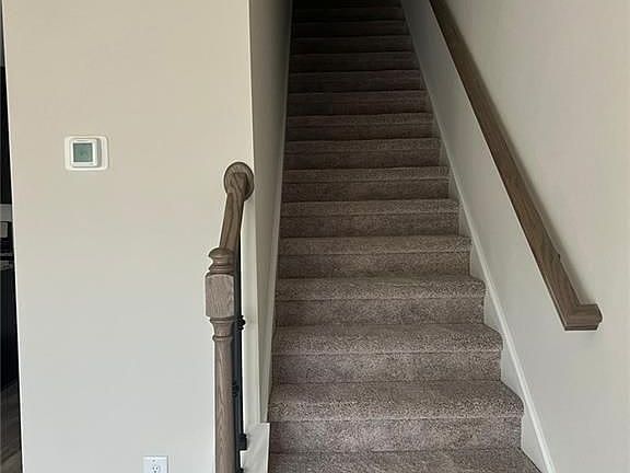 5th image of 230 Timberland Ave