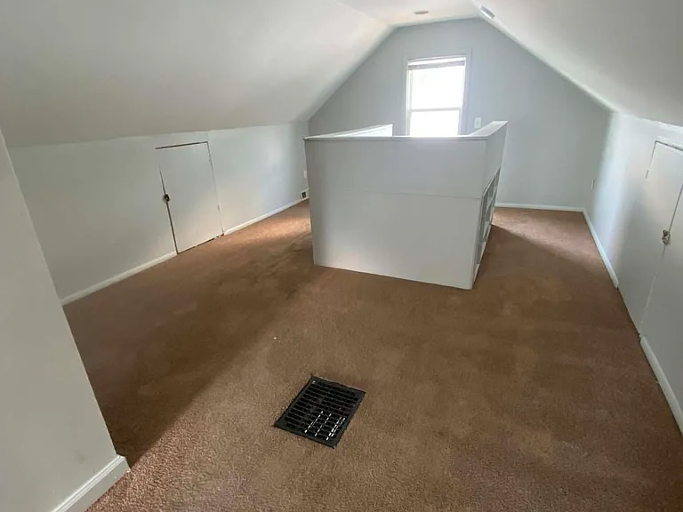 6798 Lozier Ave — Photo 10