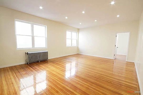 1st image of 2846 38th St APT 1