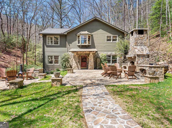 310 Blue Ridge Dr, Sautee Nacoochee, GA 30571