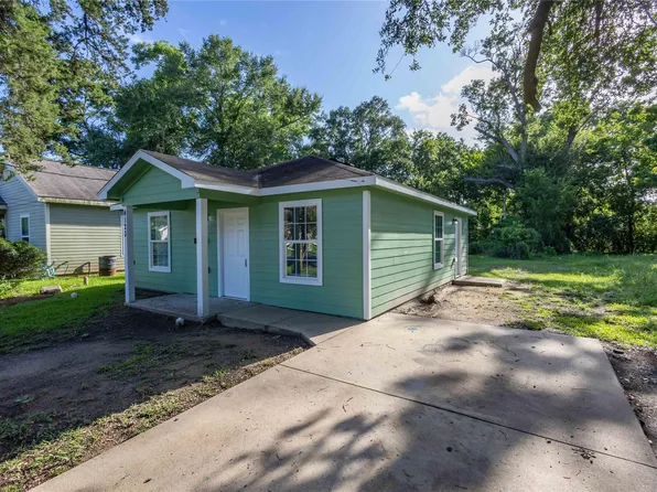 4120 Brandon St, Beaumont, TX 77705