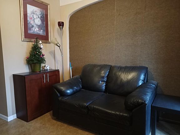 4th image of 2812 S Barrington Ave #F1