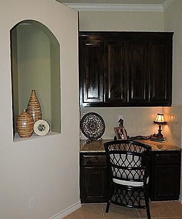 5th image of 11000 Castle Oak Ln