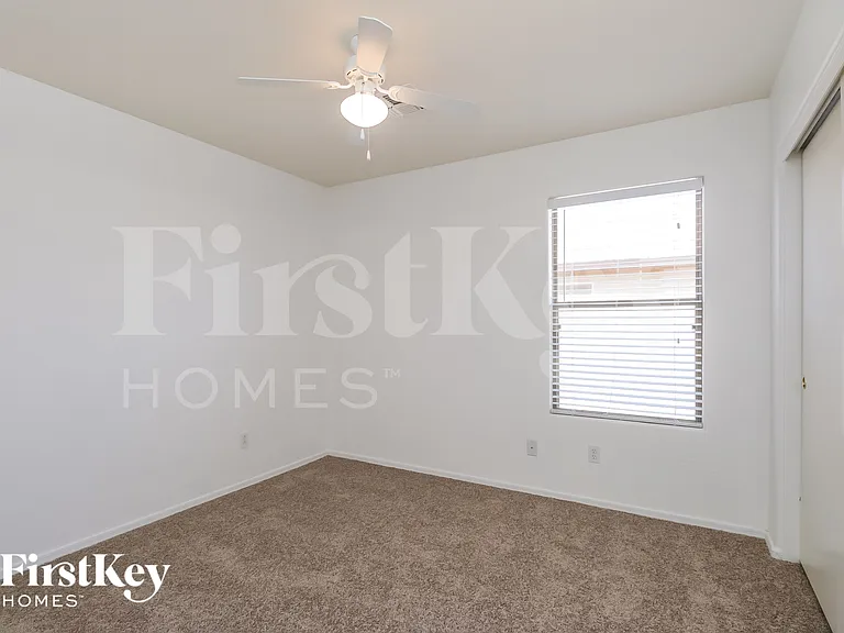 33140 N Cat Hills Ave — Photo 13
