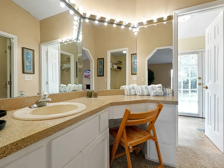 5212 Abelia Dr — Photo 21