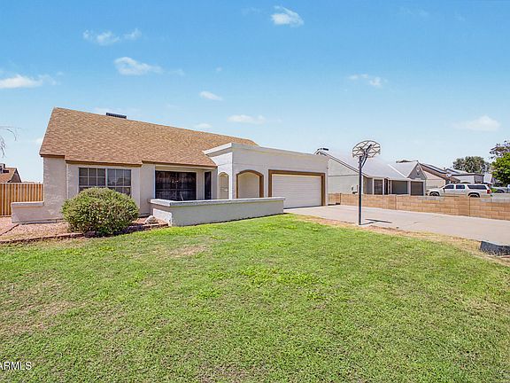 3rd image of 4642 N 87TH Avenue