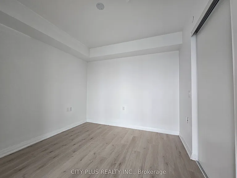 99 Foxbar Rd #1906 — Photo 9