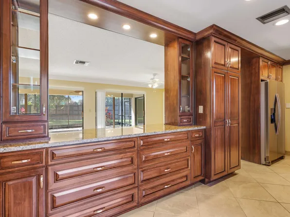 6332 Moonstone Way, Delray Beach, FL 33484