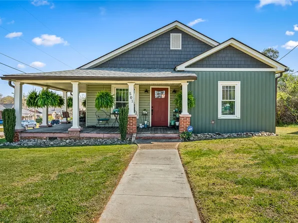 501 S Walnut St, Seneca, SC 29678