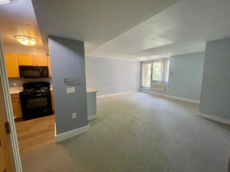 800 4th St SW #S325 — Photo 16