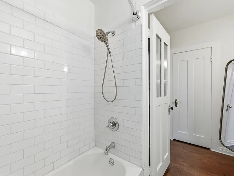 29 S State St #106 — Photo 24