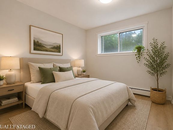 4th image of 1296 Fennell Ave E #322
