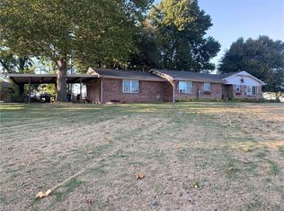 911 NW 1st St, Newcastle, OK 73065