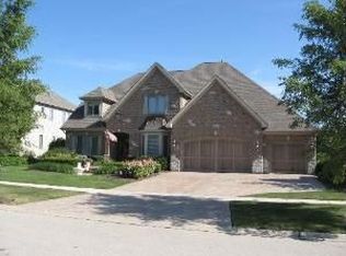 6027 Rosinweed Ln, Naperville, IL 60564