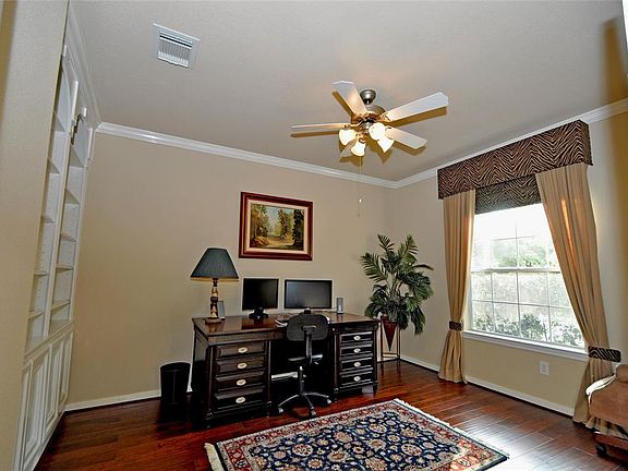 5th image of 142 S Arrow Canyon Cir