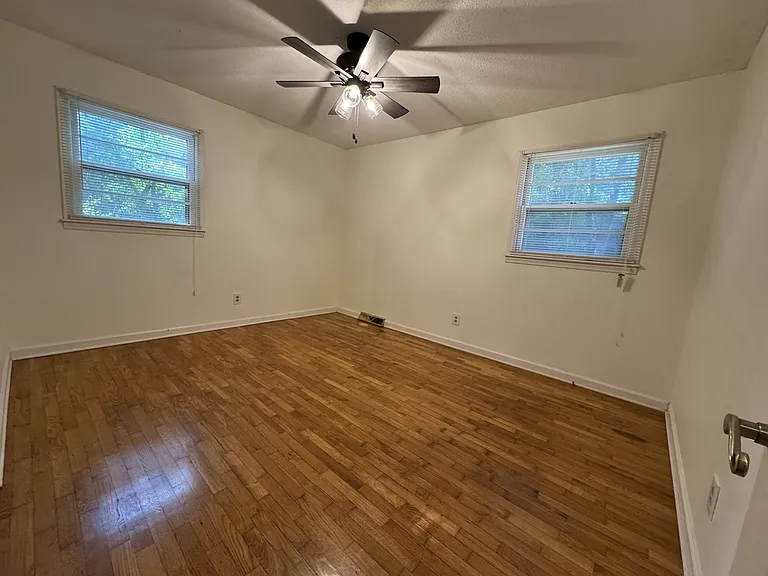 3874 Oakwood Cir — Photo 17