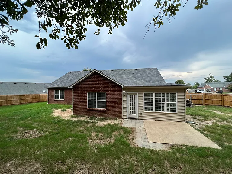 707 Porter Ln — Photo 42