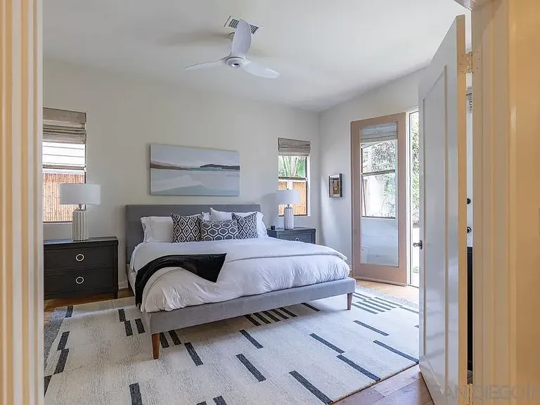 2508 Manchester Ave — Photo 46