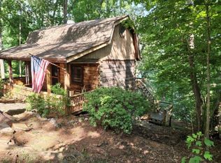 516 Twin Rivers Dr, Bronston, KY 42518