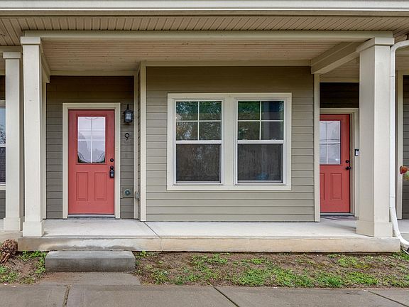 2nd image of 1208 3rd Ave S #9