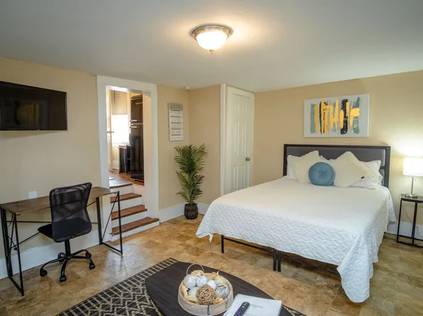613 Virginia Blvd, San Antonio, TX 78203