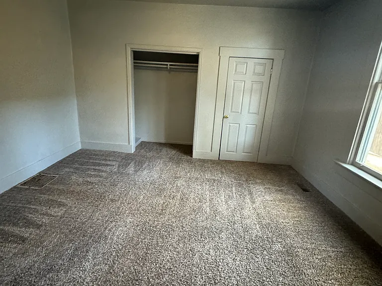 1820 Saint Clair Ave #A — Photo 15