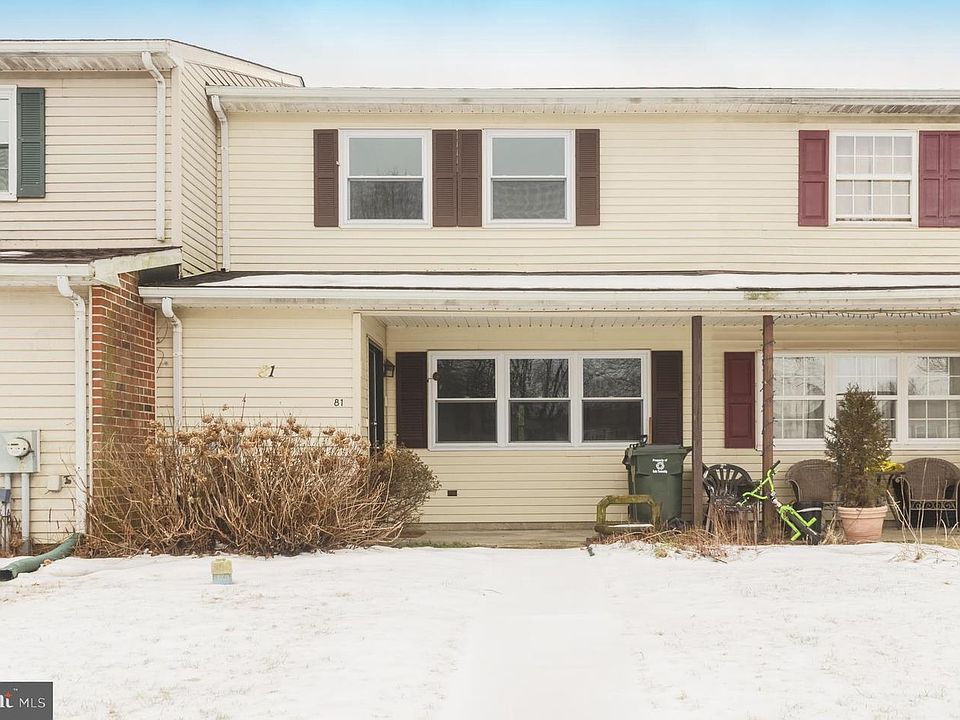 1st image of 81 Brighton Ct