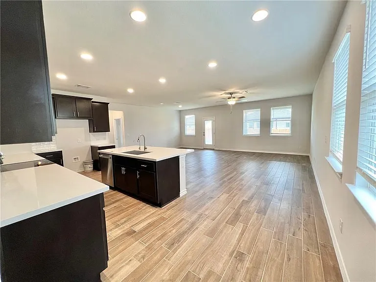 168 Andesite Trl — Photo 5