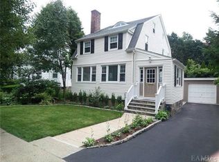 16 Parkway Rd, Bronxville, NY 10708