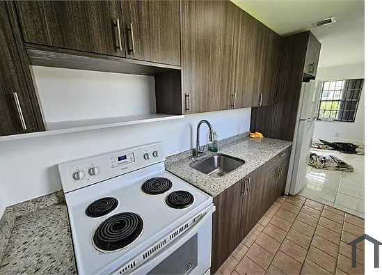 2119 NW 64th St #2119 — Photo 7