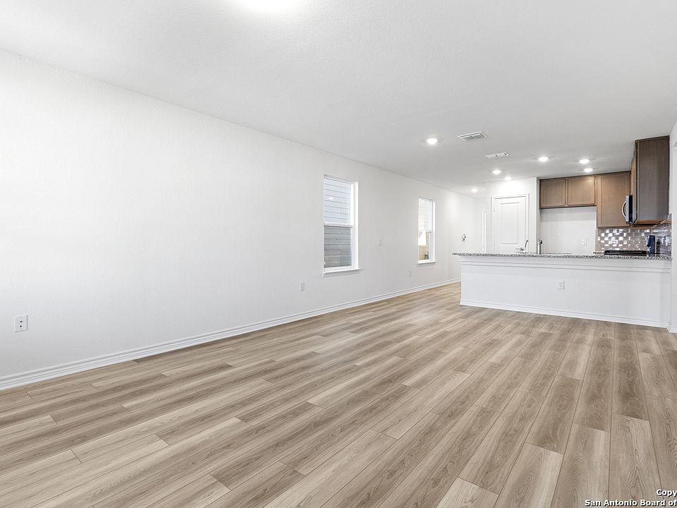 13110 Club House Blvd, San Antonio, TX 78221 | Zillow