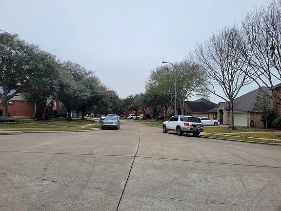 5th image of 22034 Skyridge Ln