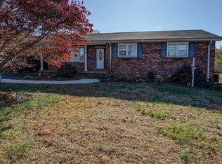 2474 Old Furnace Rd, Boiling Springs, SC 29316