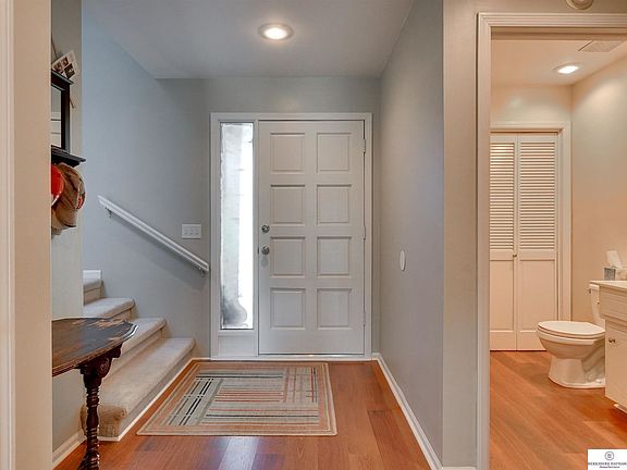 3rd image of 617 N 152nd Cir