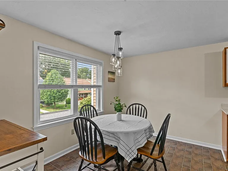 200 Heroux Blvd #1607 — Photo 10