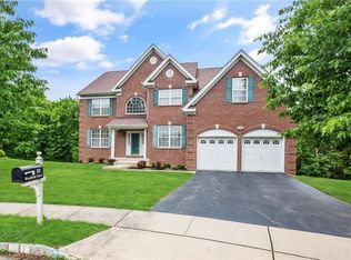29 Woodfield Ct, Princeton, NJ 08540