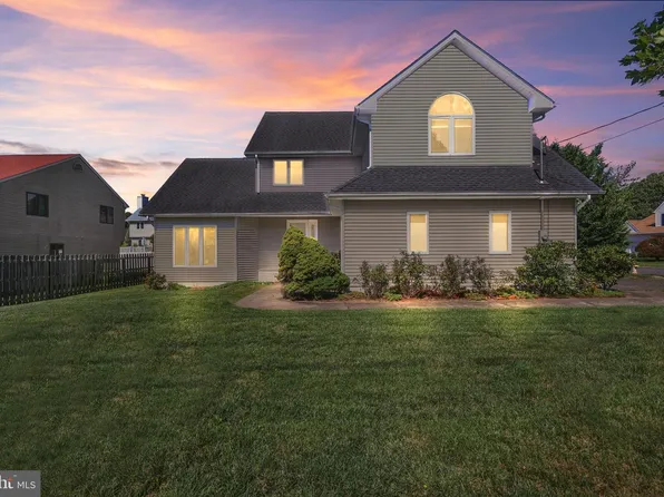 775 Maple Ave, Brick, NJ 08724