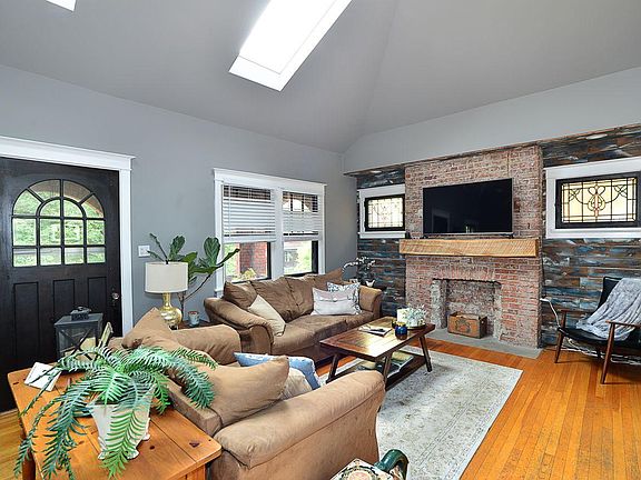 Living Room with Ceiling Fan