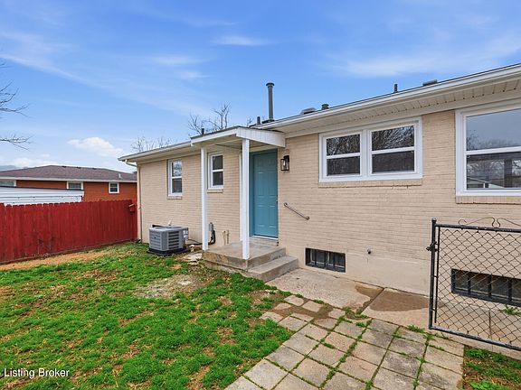5th image of 5009 Paramount Dr