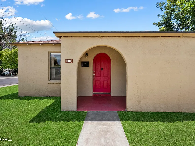 1001 S Roosevelt St — Photo 6