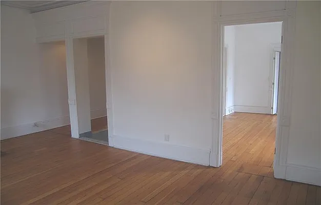 Rented by Buchbinder & Warren | media 12