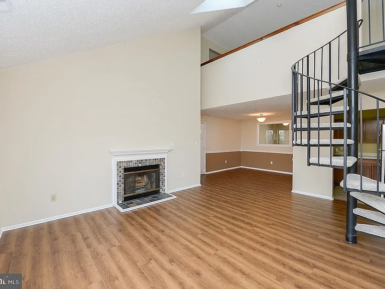 5415 Aberdeen Dr #C — Photo 2
