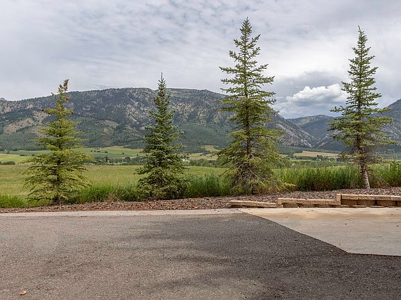 2nd image of 2142 County Road 123
