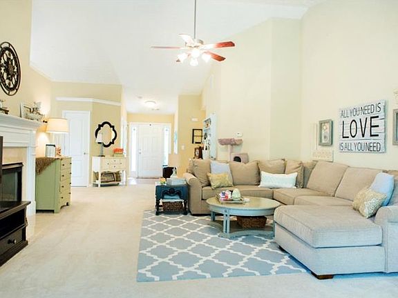 3rd image of 1836 Jameson Cir