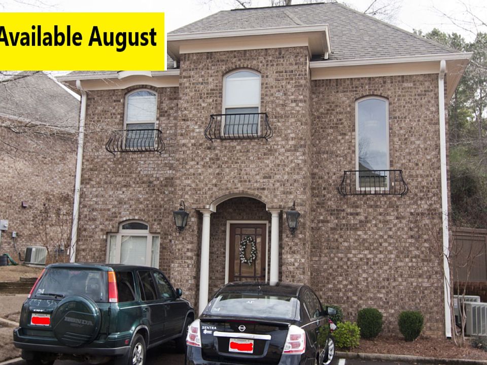 1st image of 126 Falls Grove Dr
