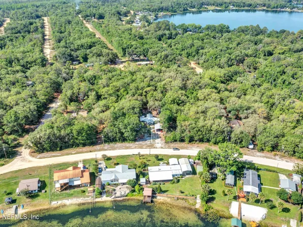 185 Violet Circle, Interlachen, FL 32148