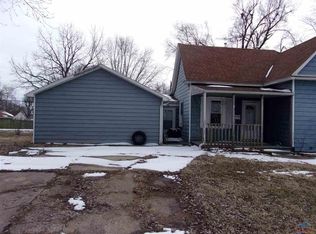 2020 E 6th St, Sedalia, MO 65301
