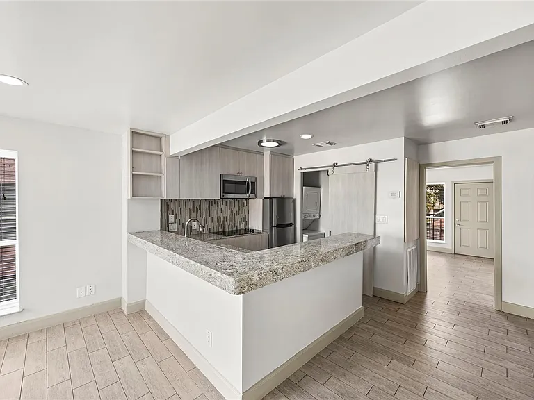 1710 Maryland St #B — Photo 6